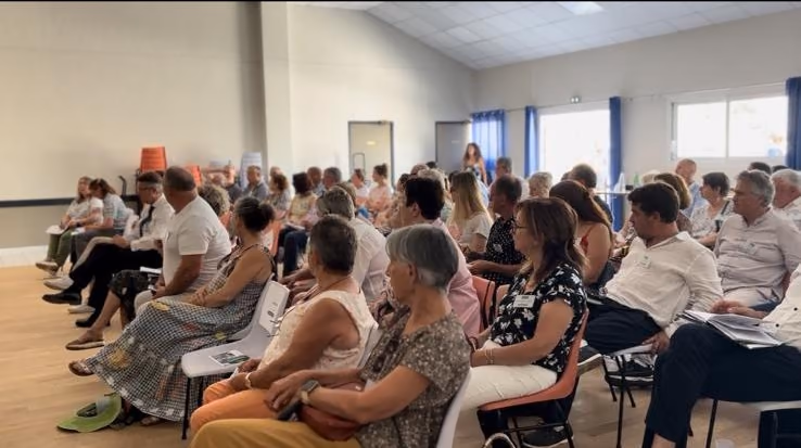 La salle pendant les présentations